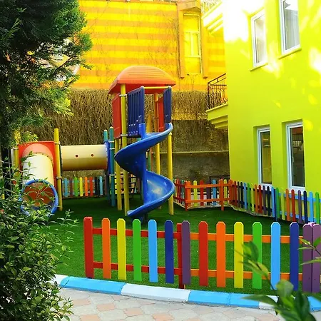 Rainbow Castle シダ